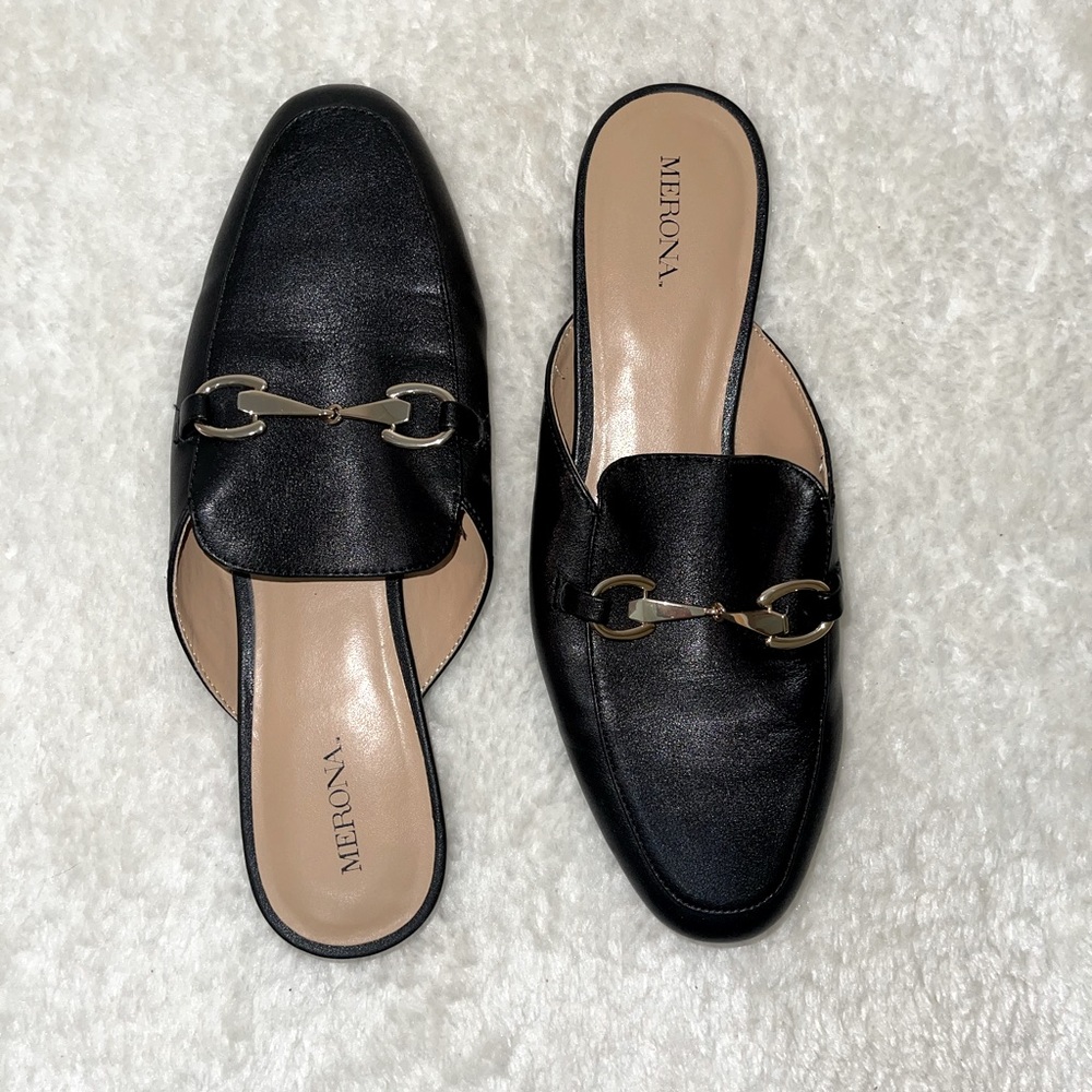 Black Mules w/ Gold Buckle - size 9